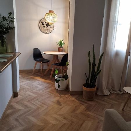 Cozy Apartment In The City Center Гранада Екстериор снимка