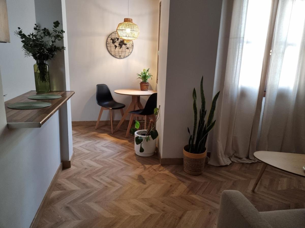 Cozy Apartment In The City Center Гранада Екстериор снимка