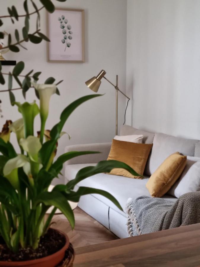 Cozy Apartment In The City Center Гранада Екстериор снимка